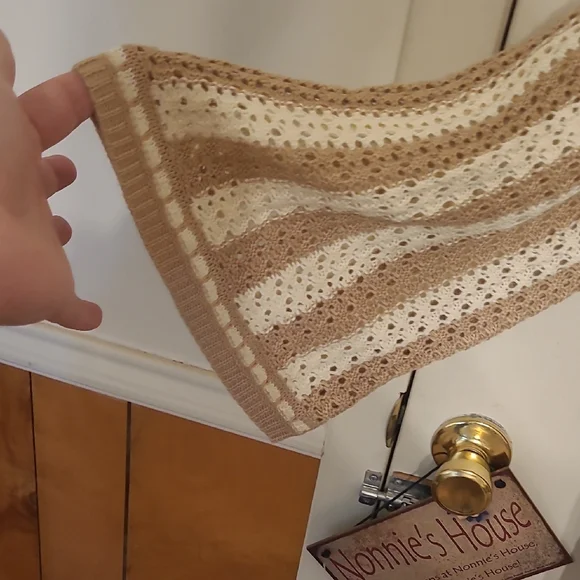 Cato Cream and Tan V-Neck Sweater - Picture 4 of 7